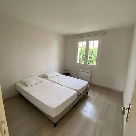 Maison Equipee, Wifi, Tv, Jardin Tatil Evi Saint-Martin-de-Mailloc